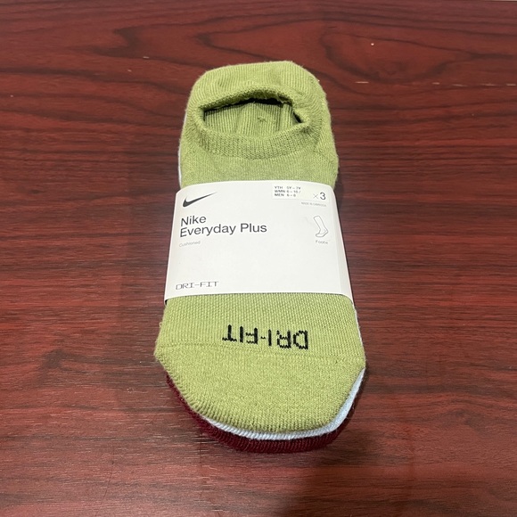 Nike, Everyday Plus Cushioned, Footie Socks, Multicolor - Picture 2 of 5
